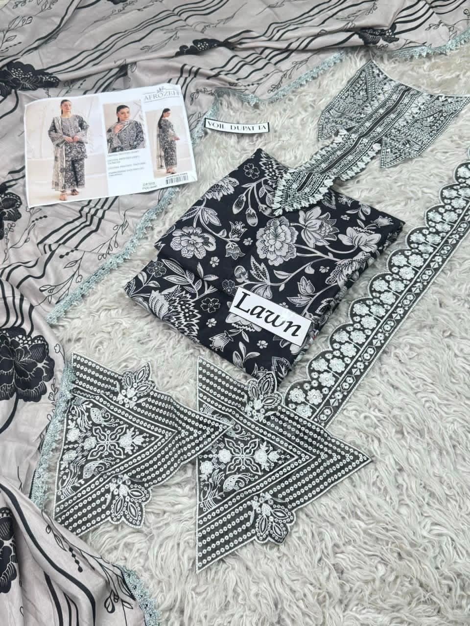 *LAWN Printed 3pc With LAWN READY TO WEAR DUPATTA & Patches* - Image 2