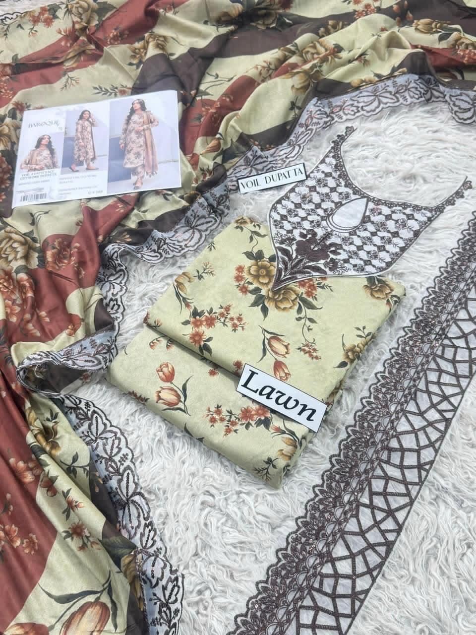 *LAWN Printed 3pc With LAWN READY TO WEAR DUPATTA & Patches* - Image 3
